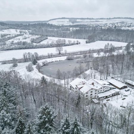 Hotel-Restaurant Kreuzberghof Tagungs- Und Veranstaltungshotel 티에펜바흐 외부 사진