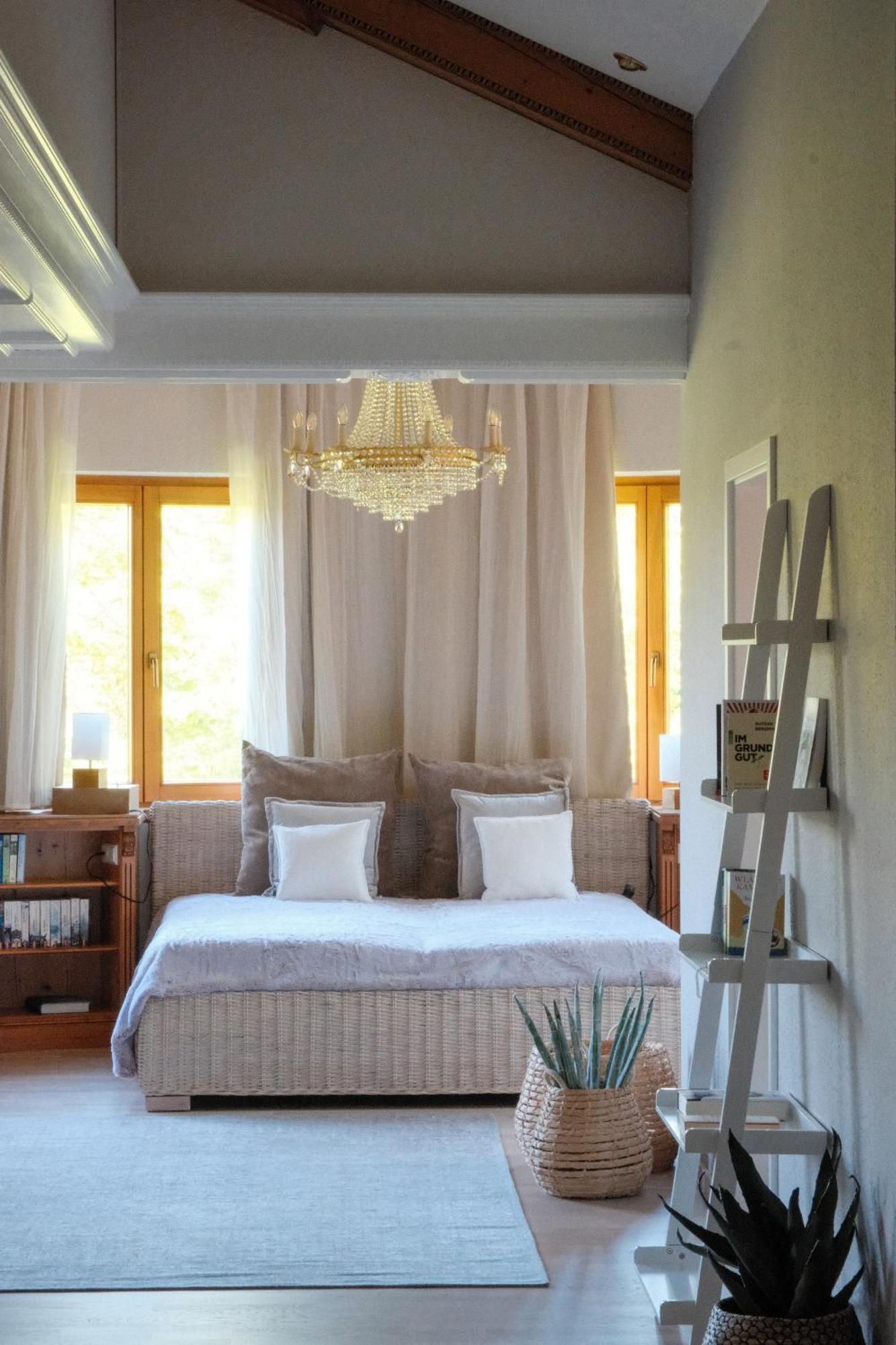 Hotel-Restaurant Kreuzberghof Tagungs- Und Veranstaltungshotel 티에펜바흐 외부 사진