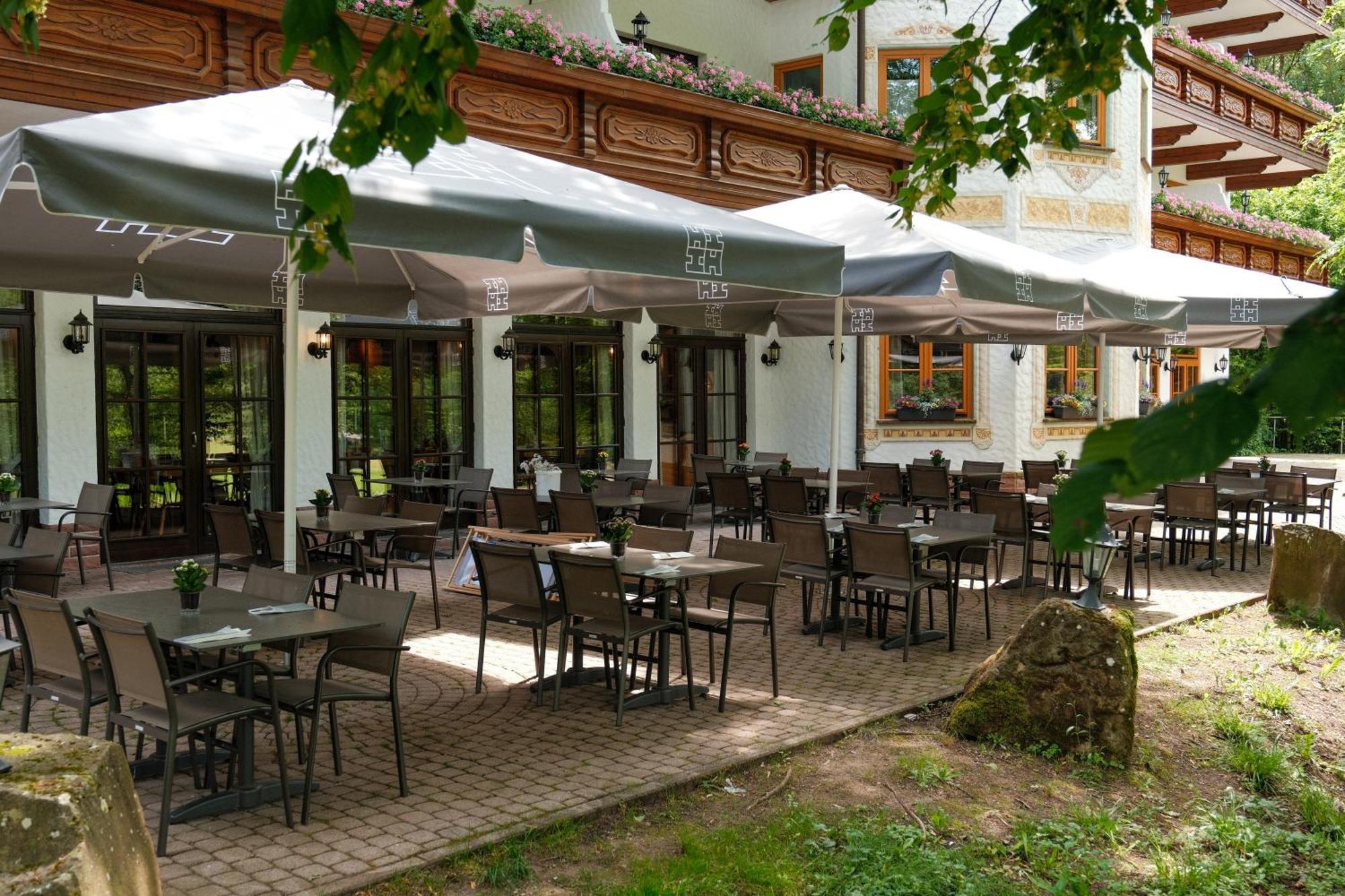Hotel-Restaurant Kreuzberghof Tagungs- Und Veranstaltungshotel 티에펜바흐 외부 사진