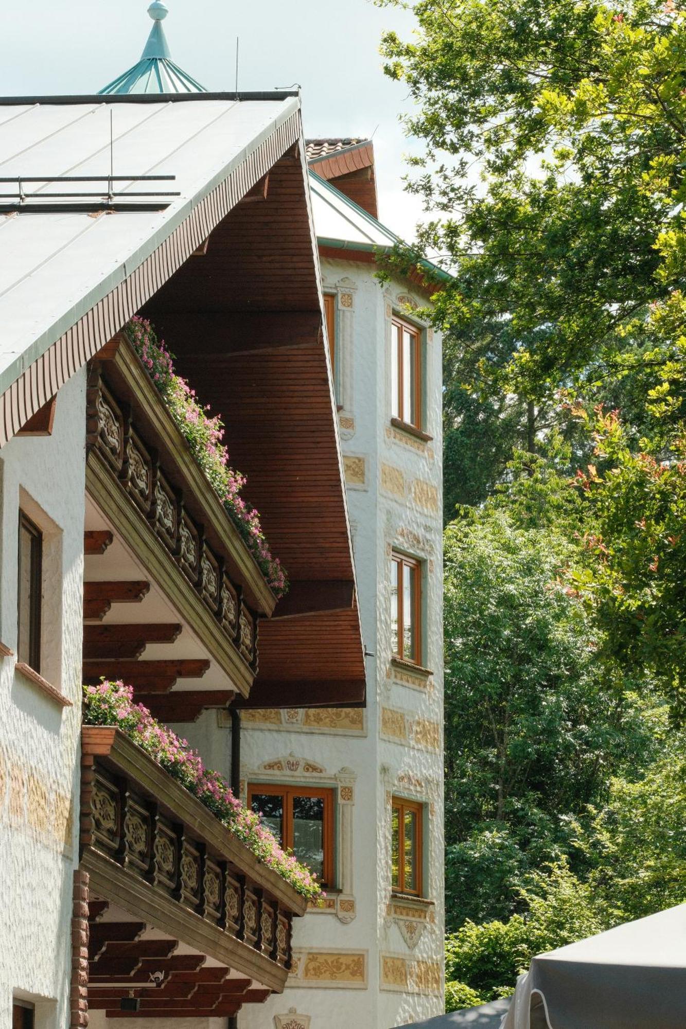 Hotel-Restaurant Kreuzberghof Tagungs- Und Veranstaltungshotel 티에펜바흐 외부 사진