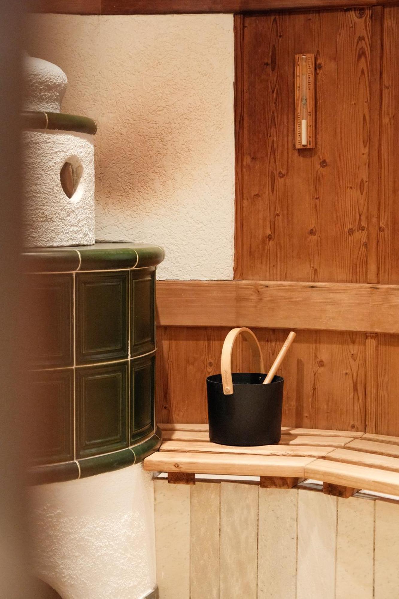 Hotel-Restaurant Kreuzberghof Tagungs- Und Veranstaltungshotel 티에펜바흐 외부 사진